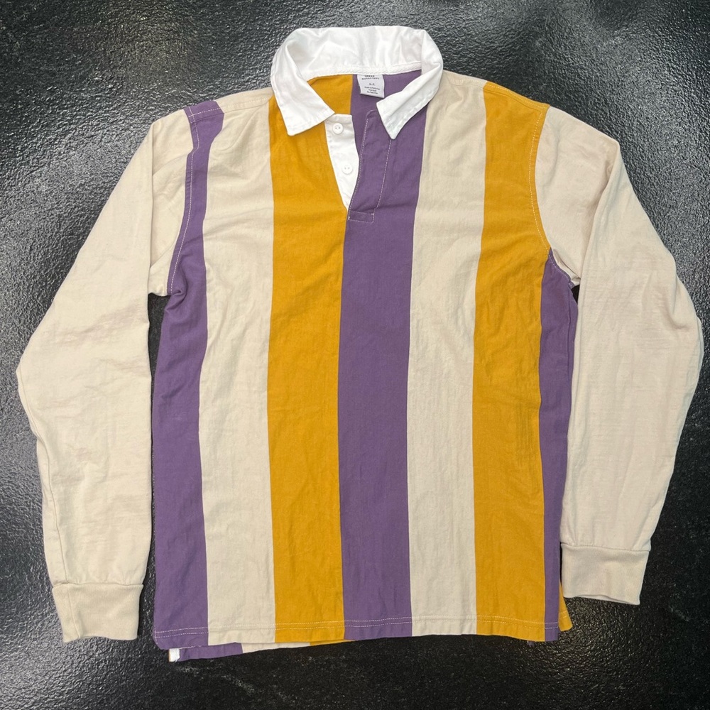 Urban Outfitters Men’s vertical striped Rugby Shirt, Size: Small